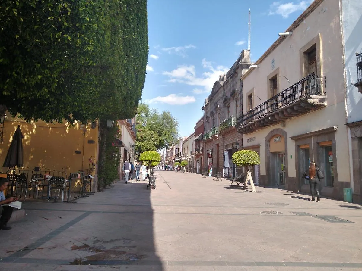 **  Hotel Cuauhtemoc Queretaro Mexico